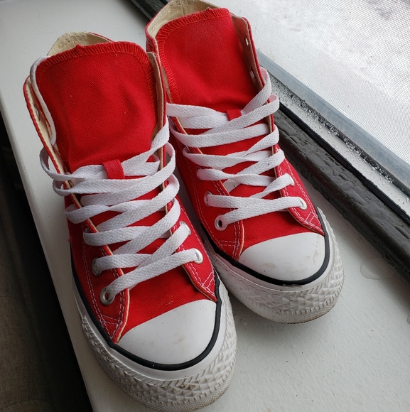 Converse Shoes - Great condition red high top converse